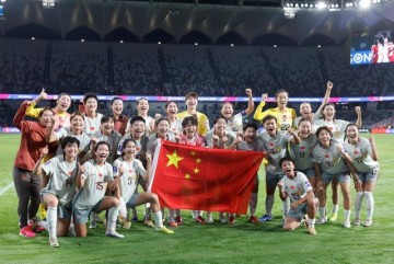 爱电脑版-从饱受质疑到头名出线 女足1/4决赛战中国台北队